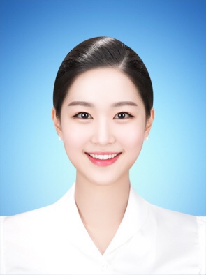 15학번 엄지윤 파라다이스 워커힐 카지노.jpg