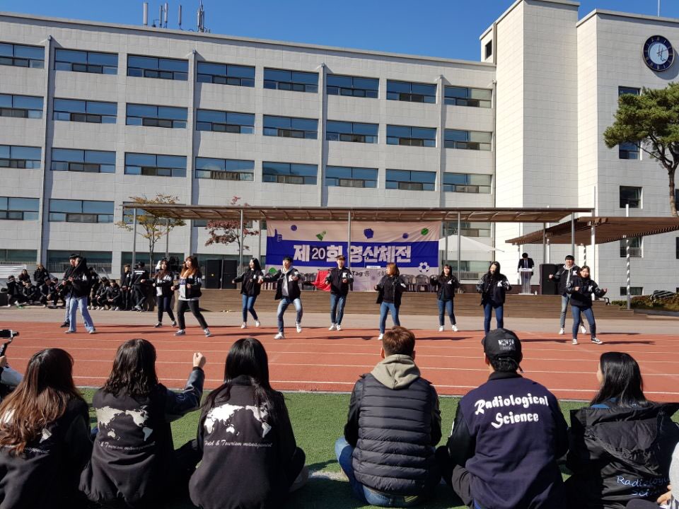 KakaoTalk_Moim_4AAtfxmHE1E9HwjStnC5hjS9RROKae.jpg