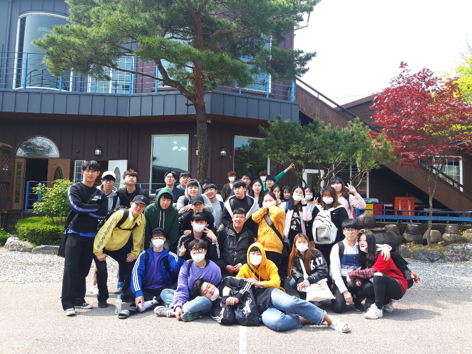 2018년 2학년 MT.png