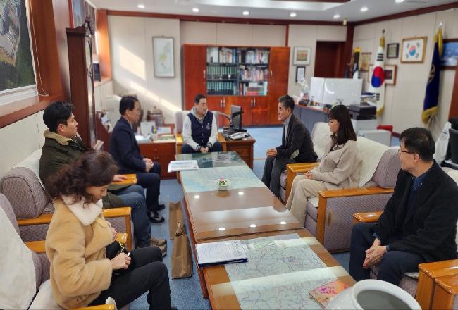 충북 차원의 UMA활용 회의 진행 및 실습실 견학