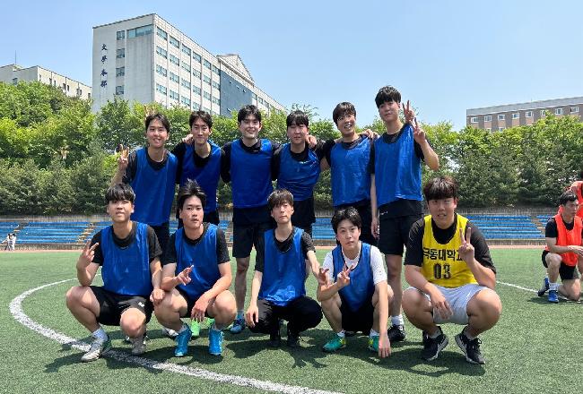 임상병리학과 축구선수 단체사진.jpg