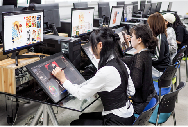 만화애니메이션학과 컴퓨터 실습실