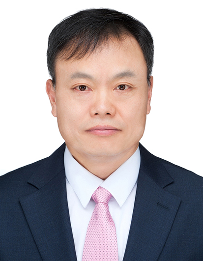 김동욱 사진
