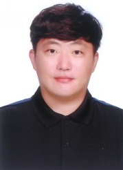 안기준 사진