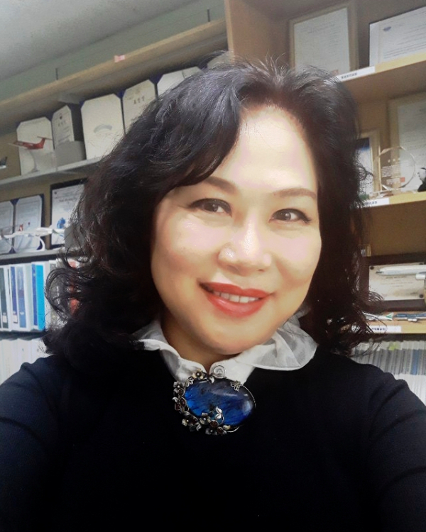 Yoo Kyung-in 사진